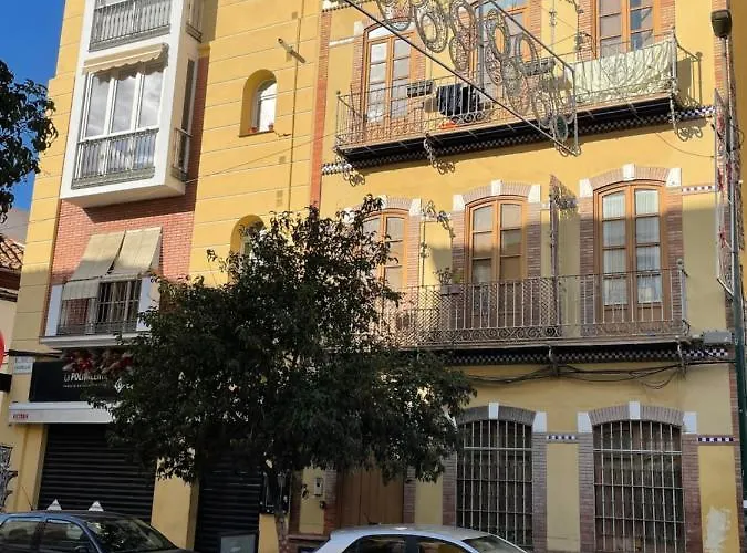 Estudio Junto A Plaza Merced * Màlaga